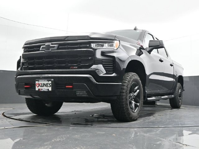 Used 2024 Chevrolet Silverado 1500 LT Trail Boss w/ Convenience Package II AWD/4WD image 26