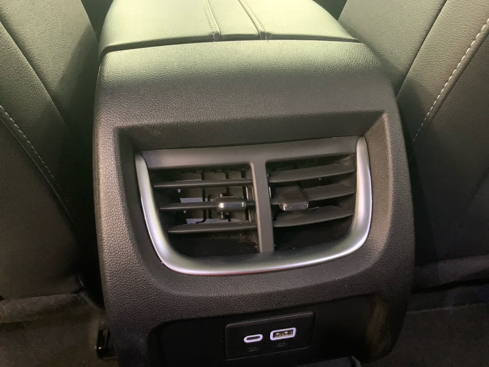 Used 2024 Chevrolet Blazer LT image 17