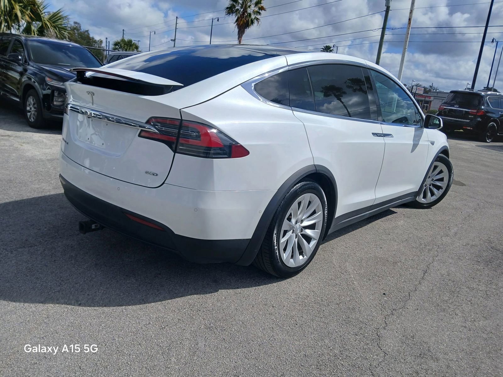 Used 2016 Tesla Model X 75D AWD/4WD image 4