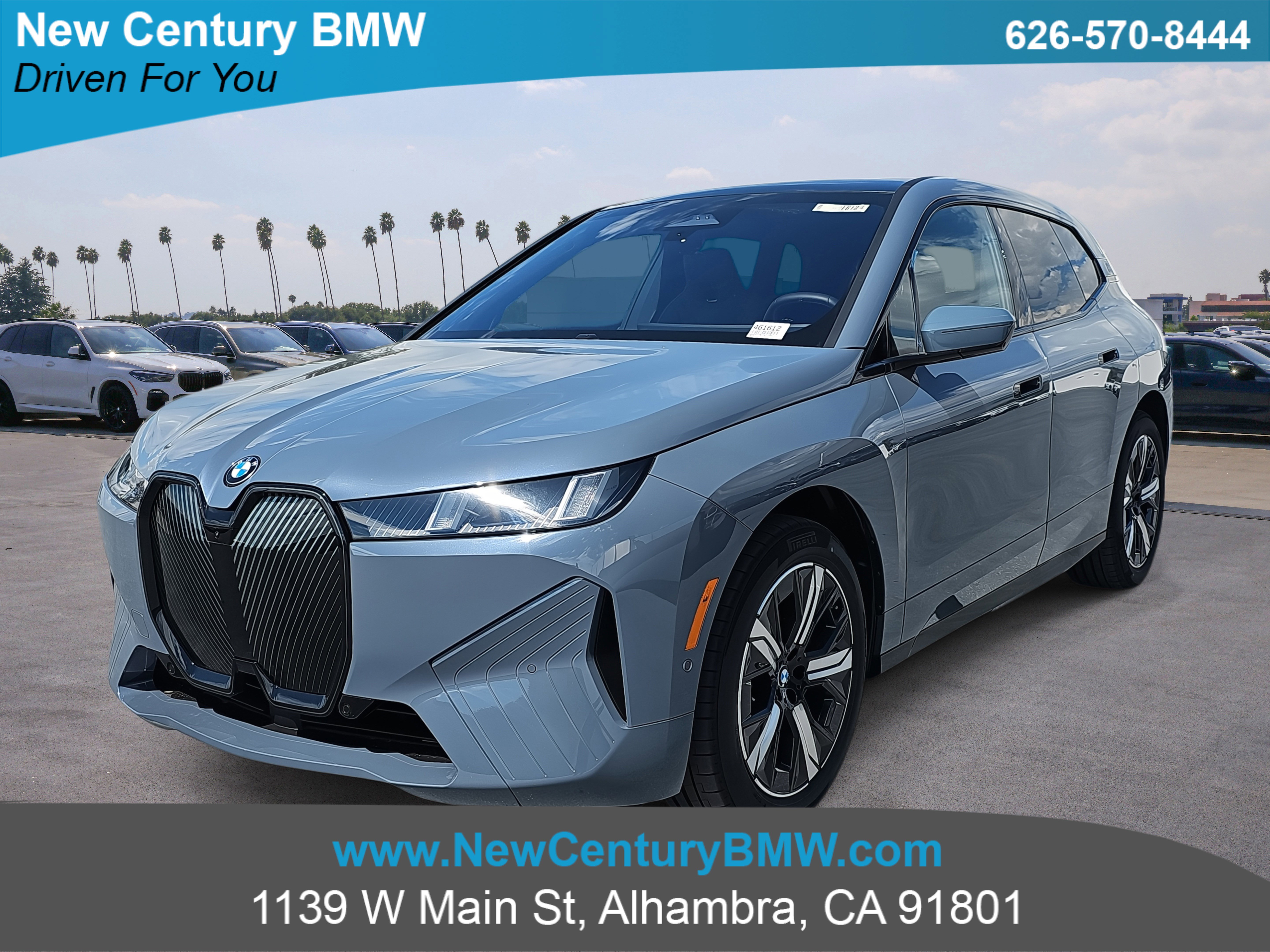 New 2026 BMW iX xDrive60 w/ Premium Package image 1