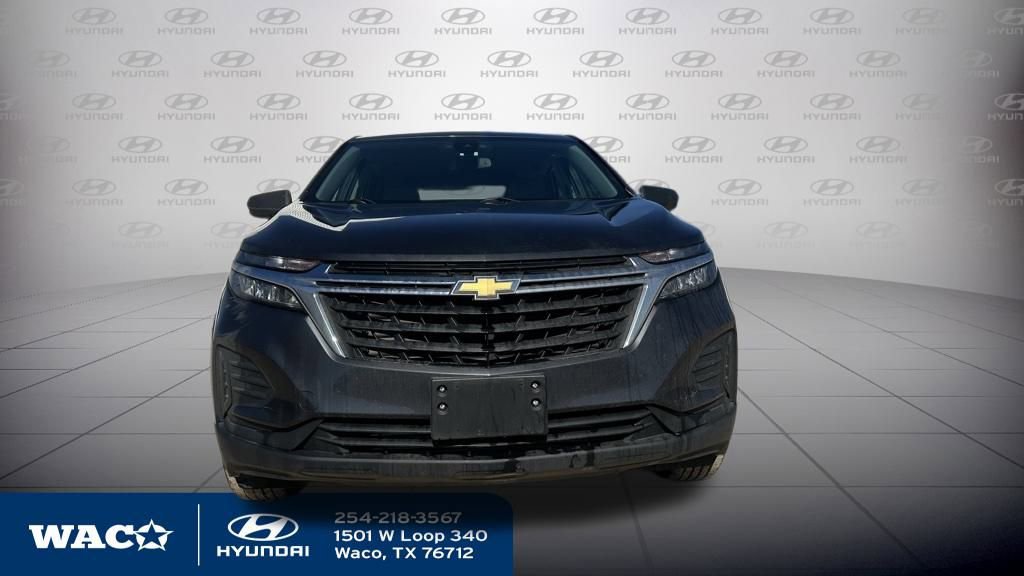 Used 2022 Chevrolet Equinox LS image 2