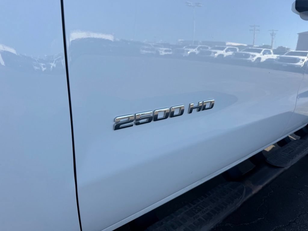 Used 2019 Chevrolet Silverado 2500 W/T AWD/4WD image 22