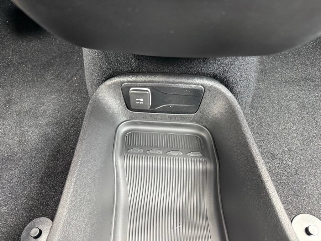 New 2027 Chrysler Pacifica Select FWD image 25