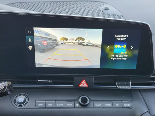 Certified 2025 Hyundai Elantra SEL image 14