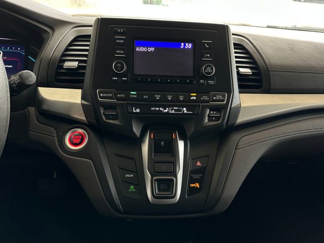 Used 2018 Honda Odyssey LX image 16