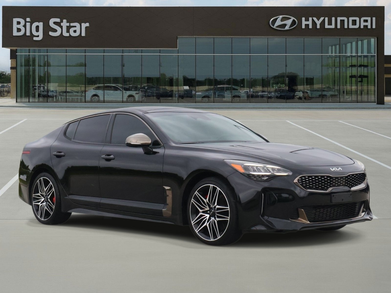 Used 2022 Kia Stinger GT1 RWD image 6