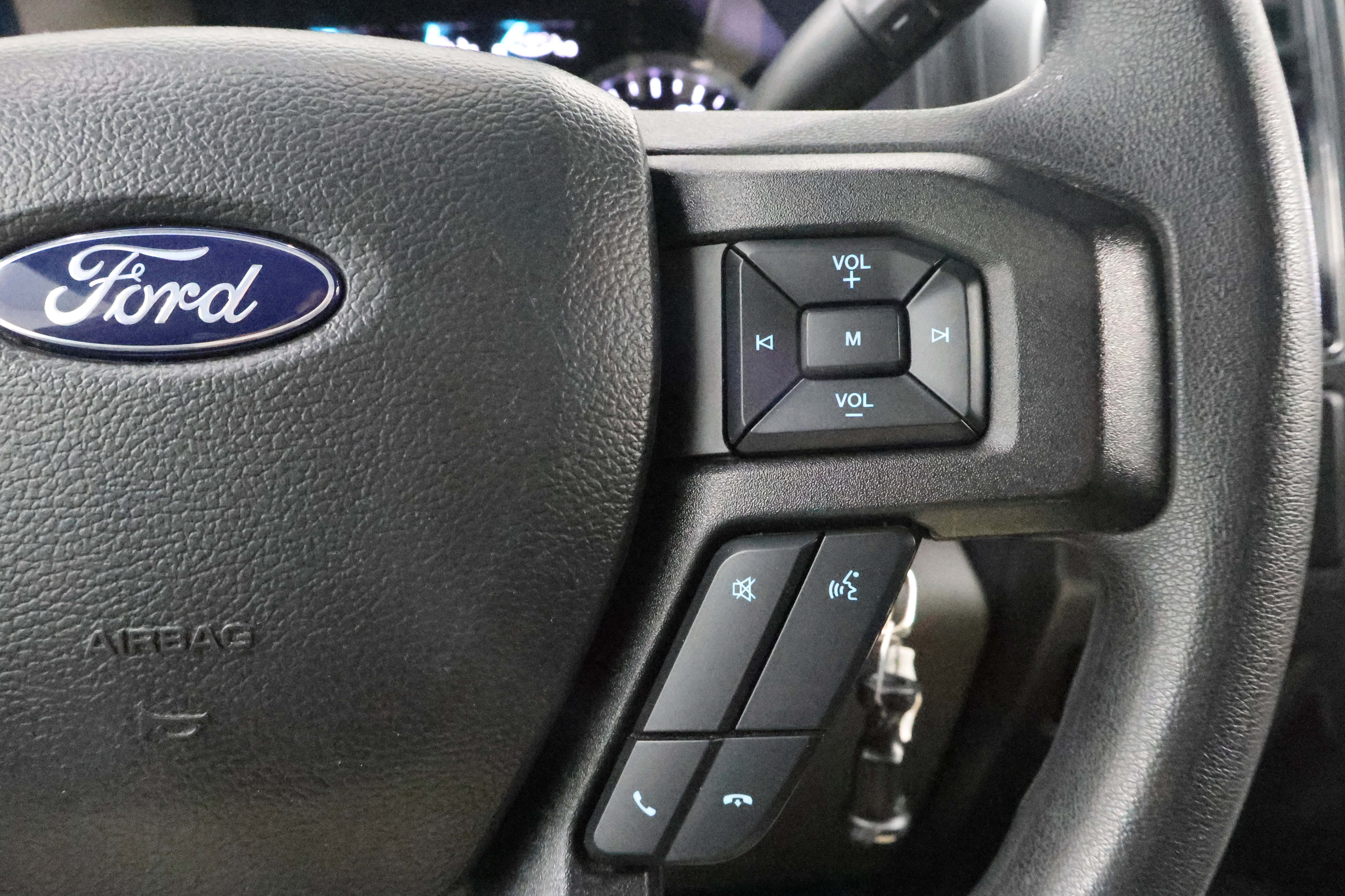 Used 2022 Ford F250 XLT w/ Black Appearance Package image 14