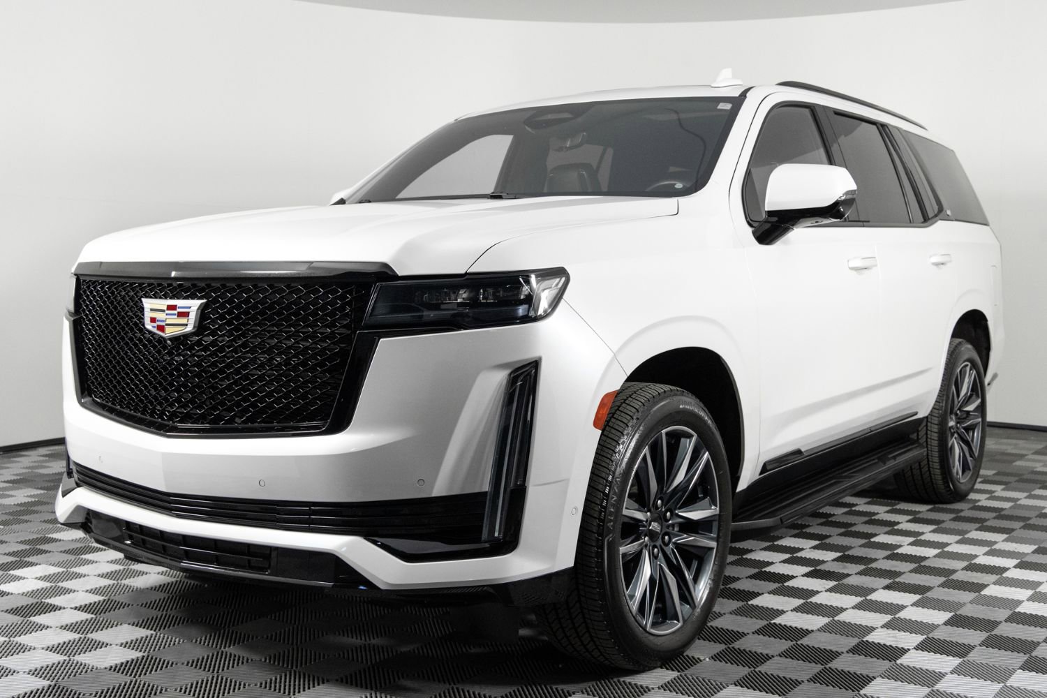 Used 2021 Cadillac Escalade Sport w/ Heavy-Duty Trailer Package image 3