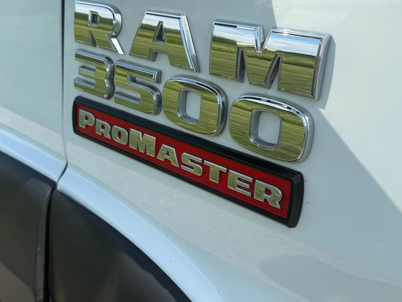 Used 2022 RAM ProMaster 3500 FWD image 2