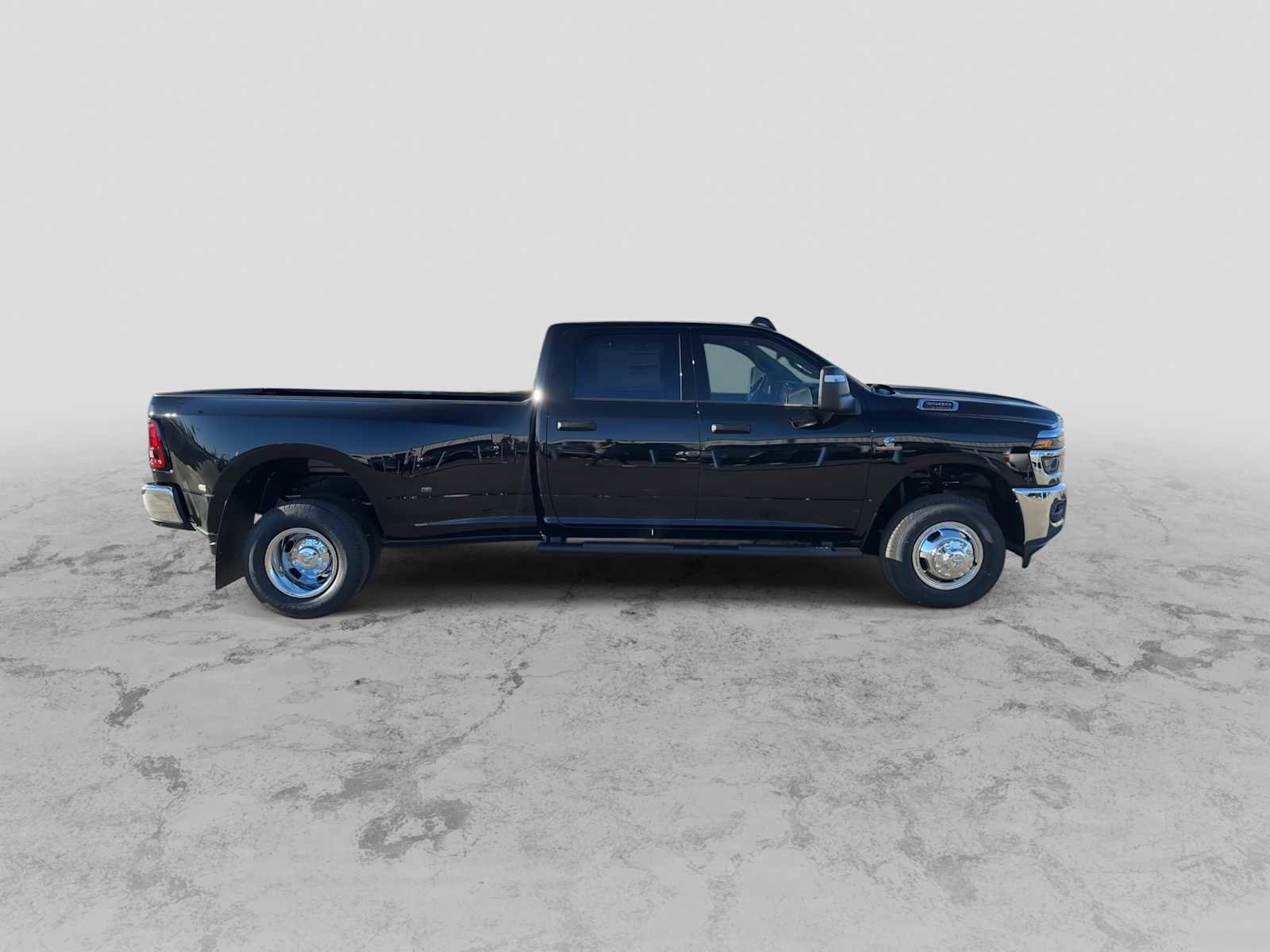 New 2026 RAM 3500 Tradesman image 9