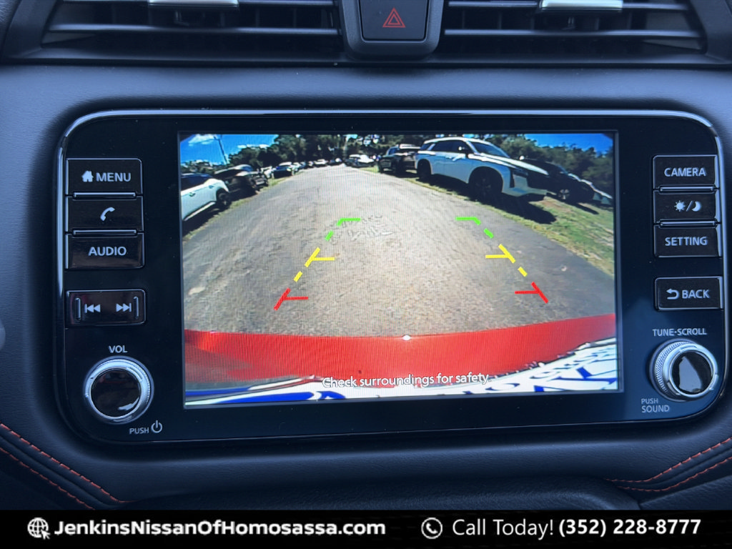 Certified 2025 Nissan Versa SR w/ Trunk Package FWD image 34