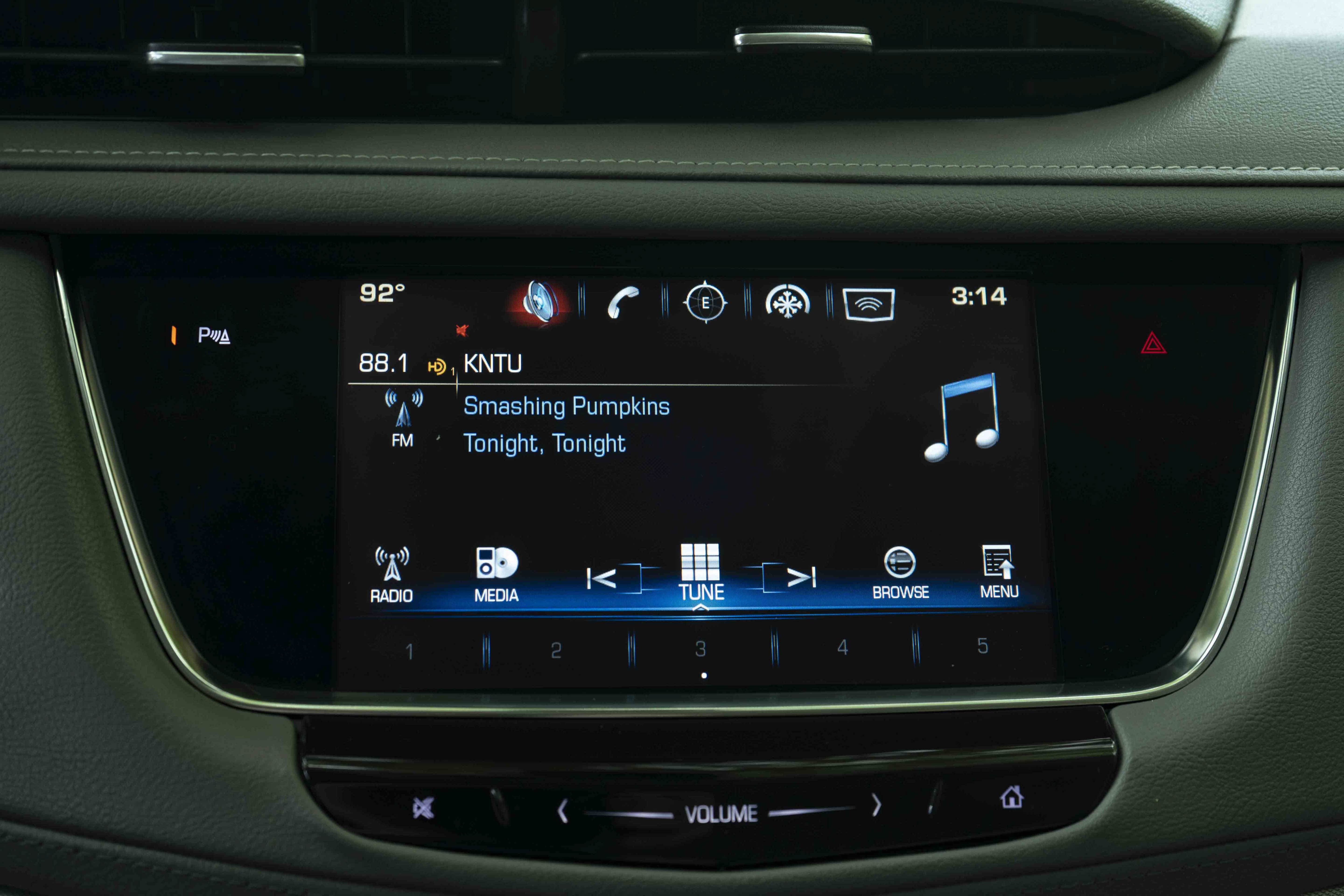 Used 2017 Cadillac XT5 Luxury w/ Driver Awareness Package FWD image 30