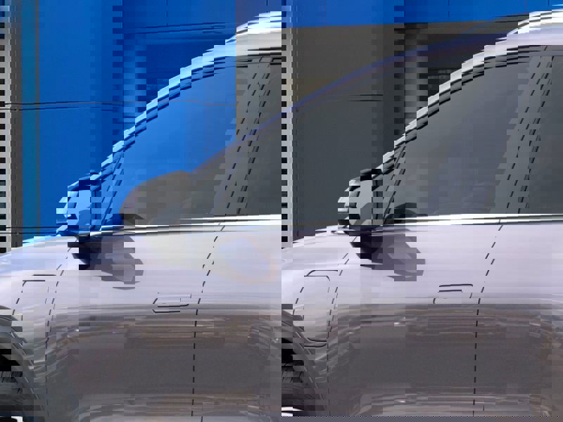 New 2026 Chevrolet Equinox EV LT image 12