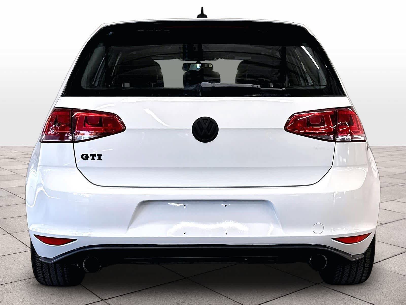 Used 2016 Volkswagen GTI S FWD image 8