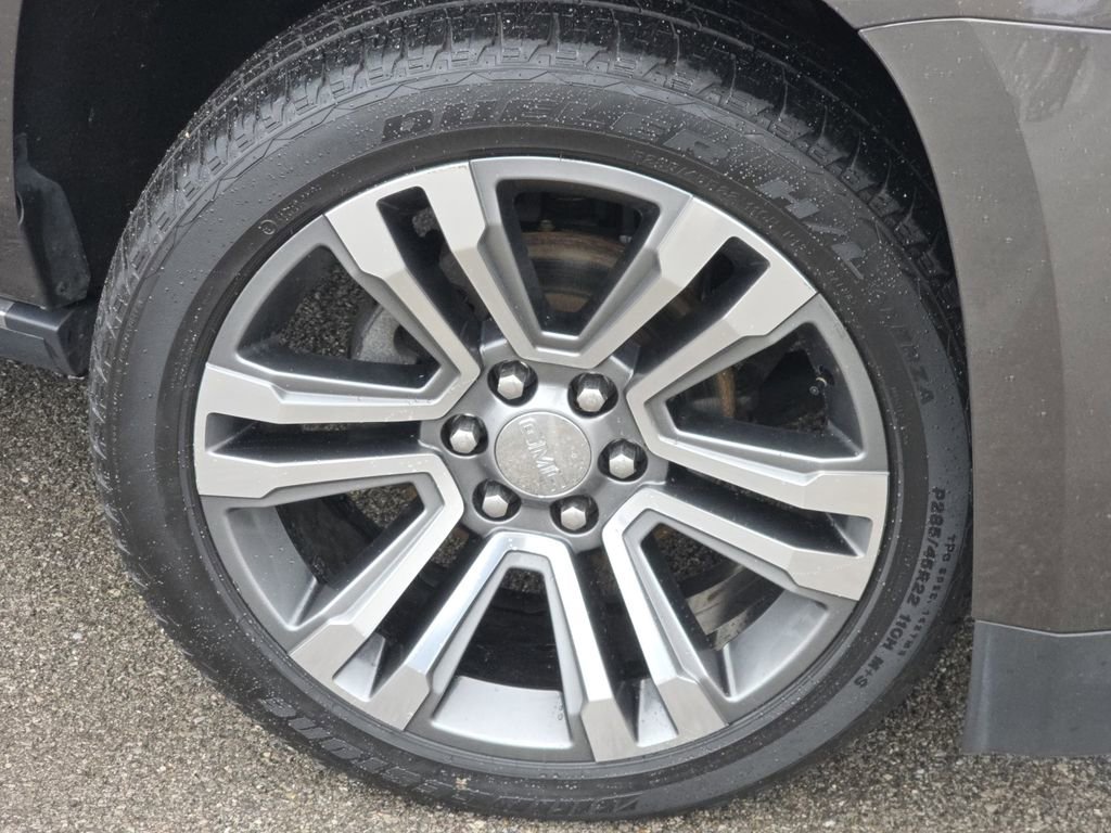 Used 2019 GMC Yukon Denali w/ Denali Ultimate Package image 18