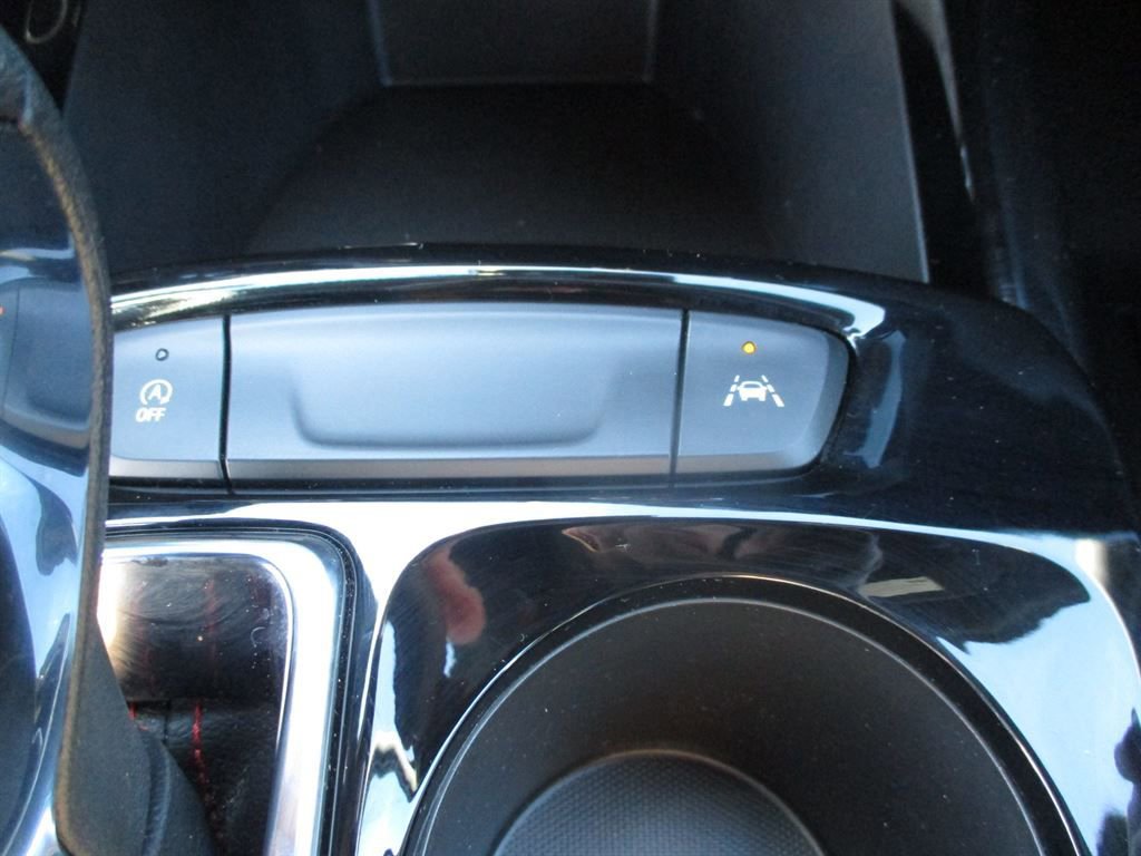 Used 2025 Chevrolet Trax RS w/ Driver Confidence Package image 15