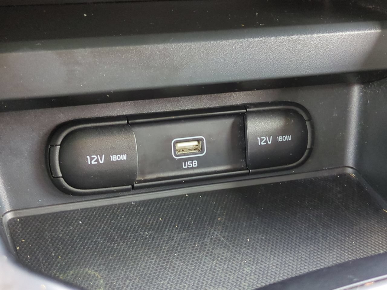 Certified 2022 Kia Soul LX w/ Technology Package FWD image 21
