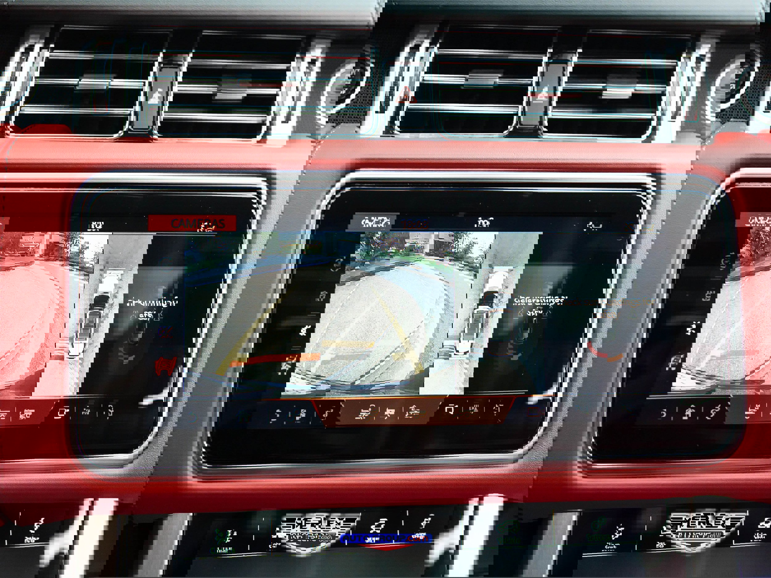 Used 2020 Land Rover Range Rover Autobiography image 32