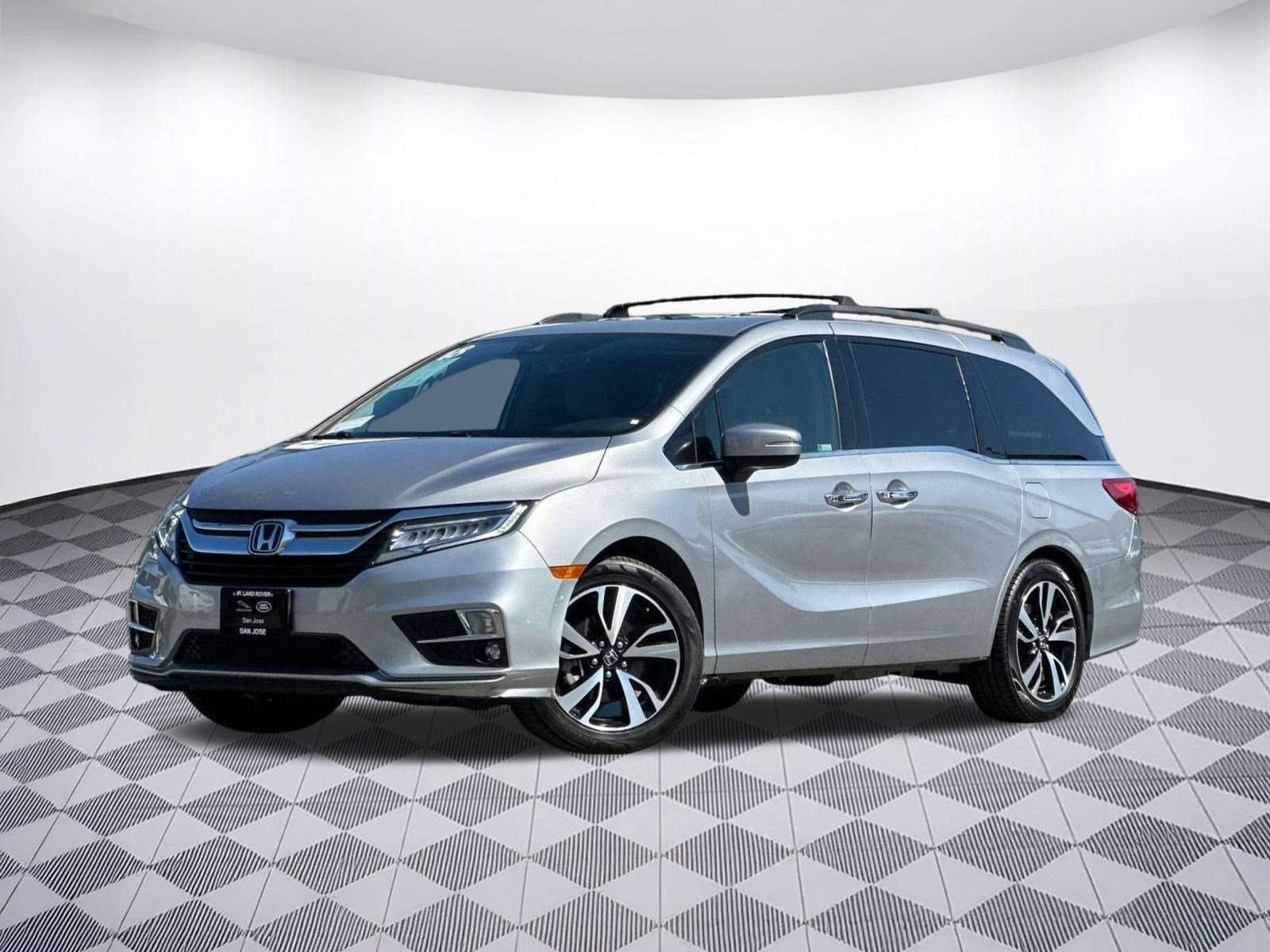Used 2018 Honda Odyssey Elite
