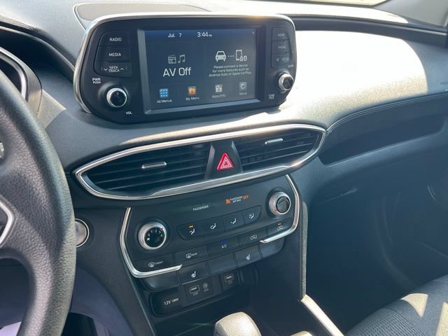 Used 2019 Hyundai Santa Fe SEL FWD image 16