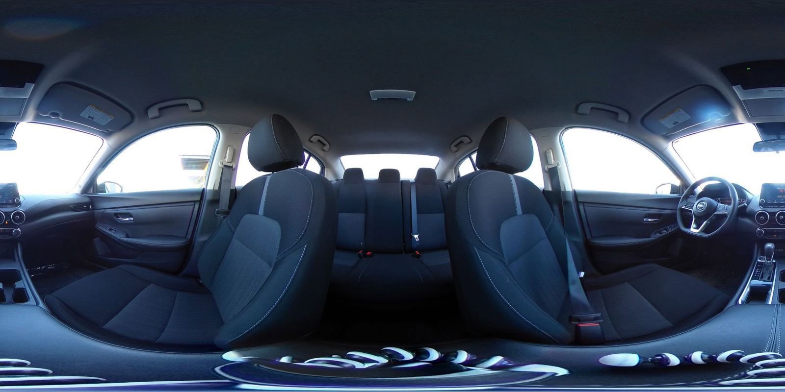 Used 2025 Nissan Sentra SV image 40