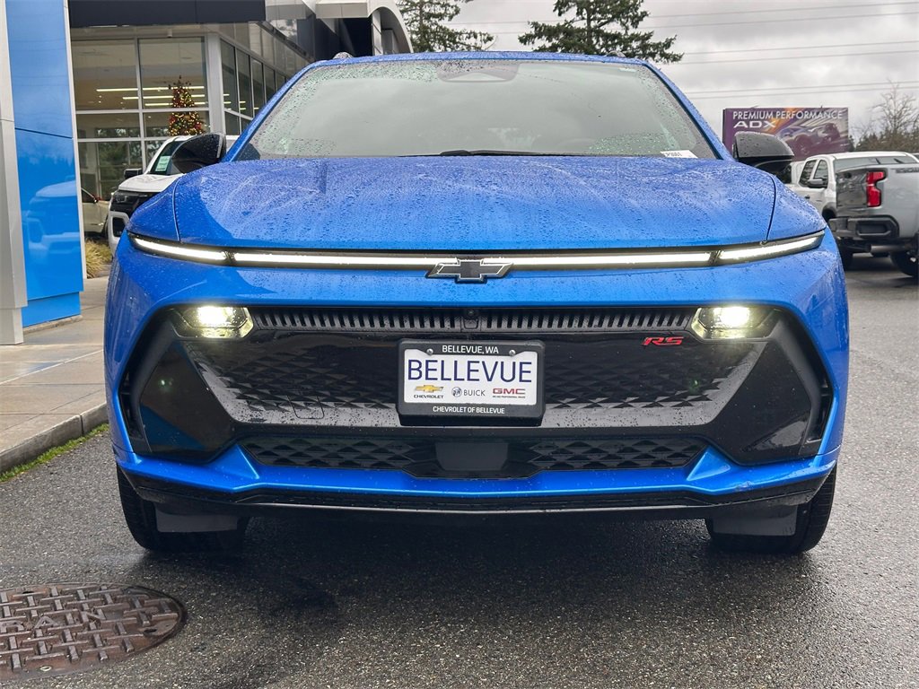 Used 2025 Chevrolet Equinox EV RS w/ LPO, All-Weather Mat Package image 8