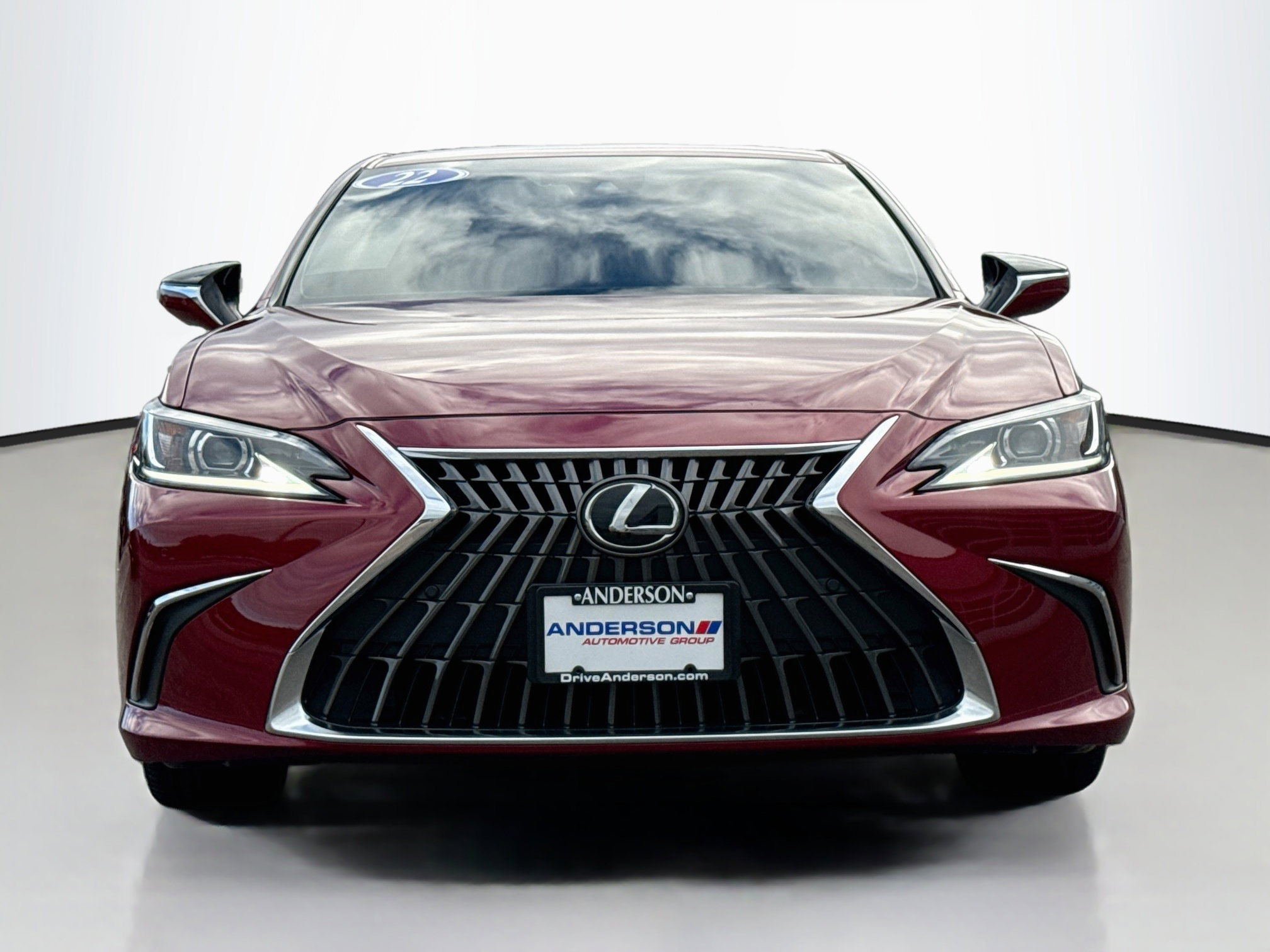 Used 2022 Lexus ES 250 w/ Premium Package AWD/4WD image 2