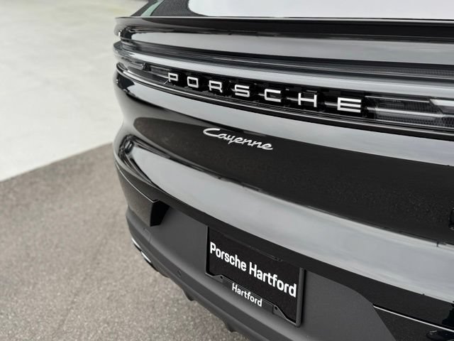 New 2026 Porsche Cayenne Coupe AWD/4WD image 38