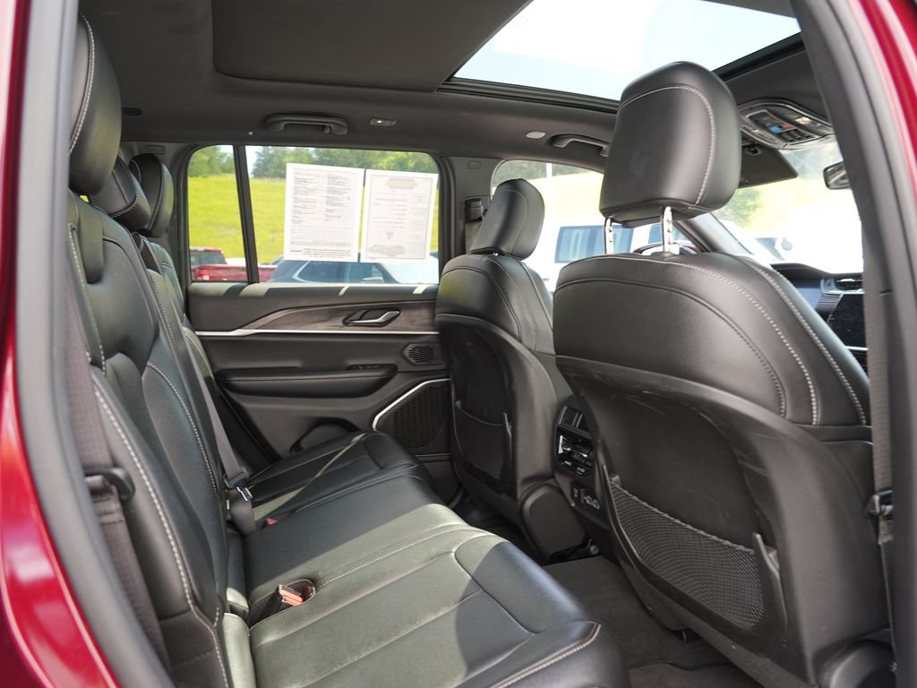 Used 2024 Jeep Grand Cherokee Limited 4xe AWD/4WD image 28
