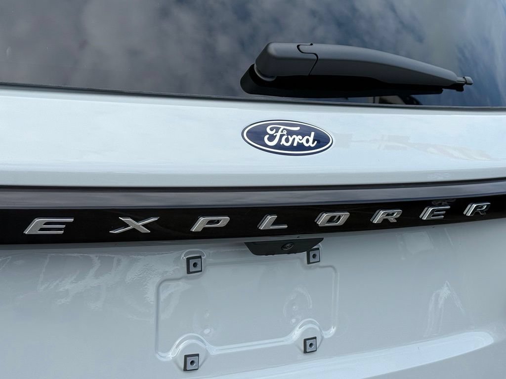 New 2027 Ford Explorer Active AWD/4WD image 28