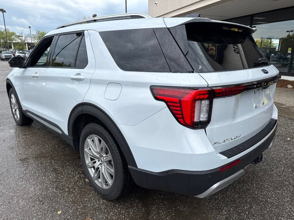 Used 2026 Ford Explorer Platinum AWD/4WD image 10
