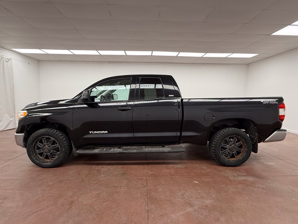 Used 2014 Toyota Tundra SR5 RWD image 2
