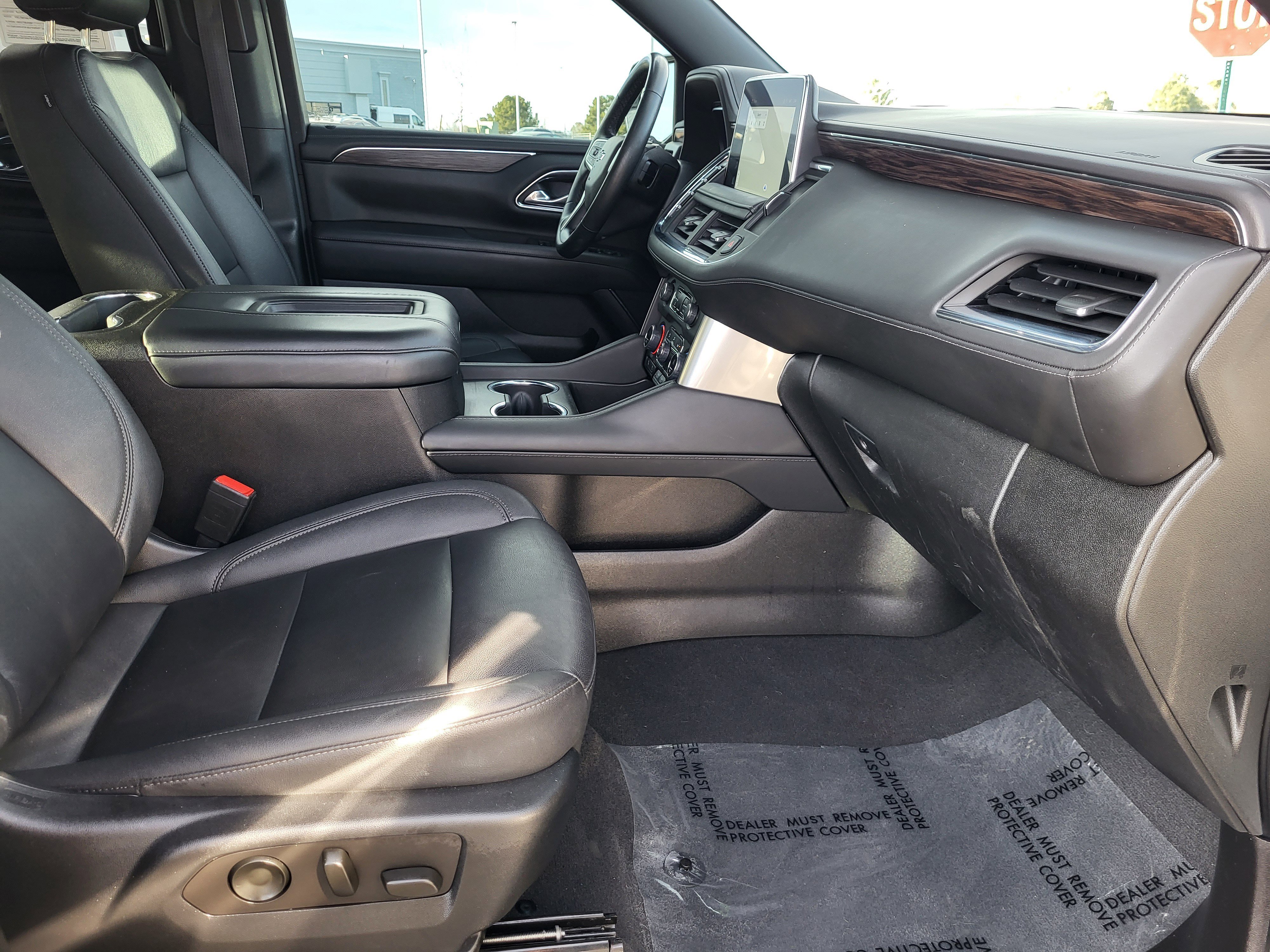 Certified 2023 Chevrolet Tahoe Z71 w/ Luxury Package image 18
