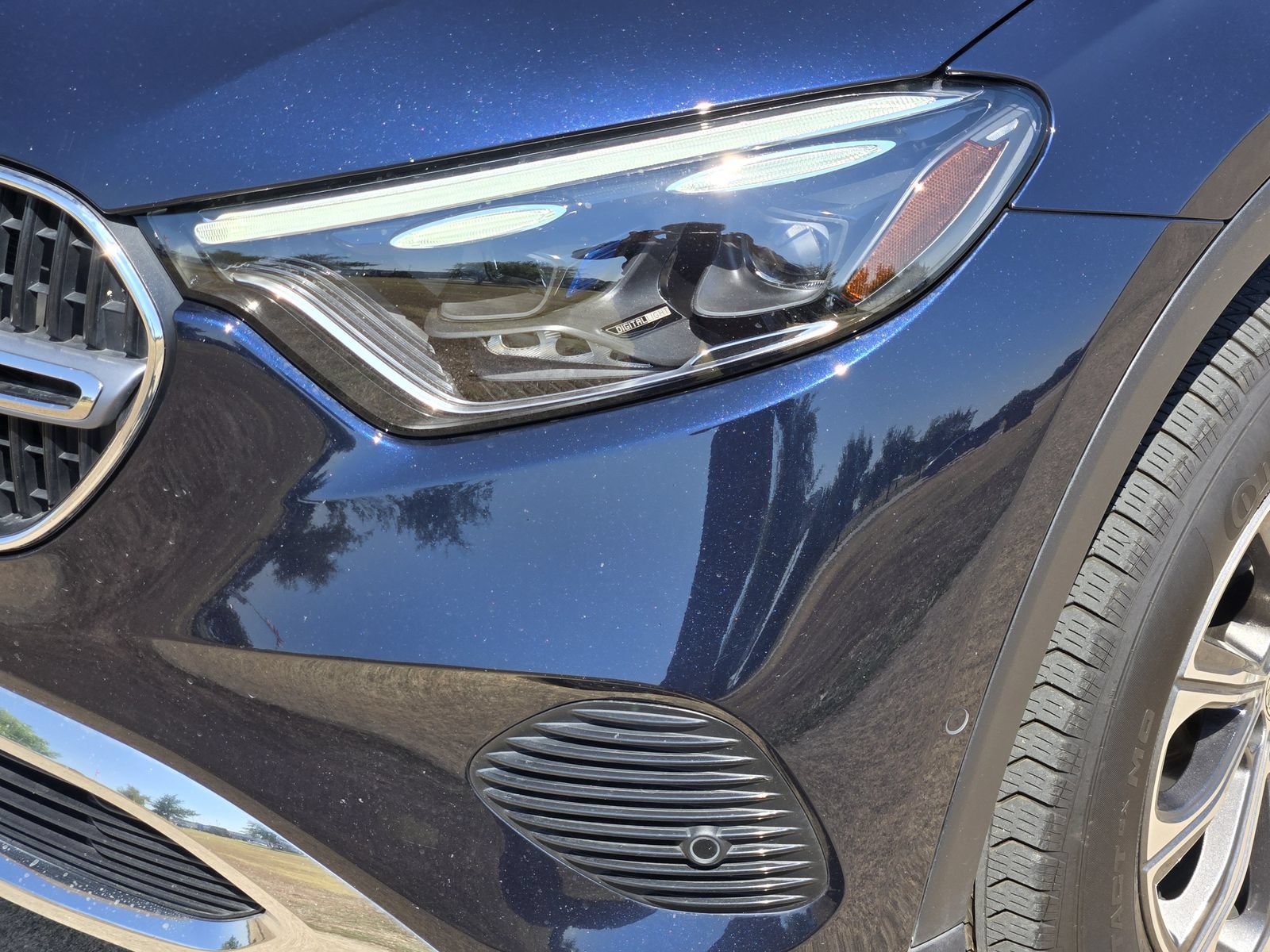 Used 2023 Mercedes-Benz GLC 300 image 9