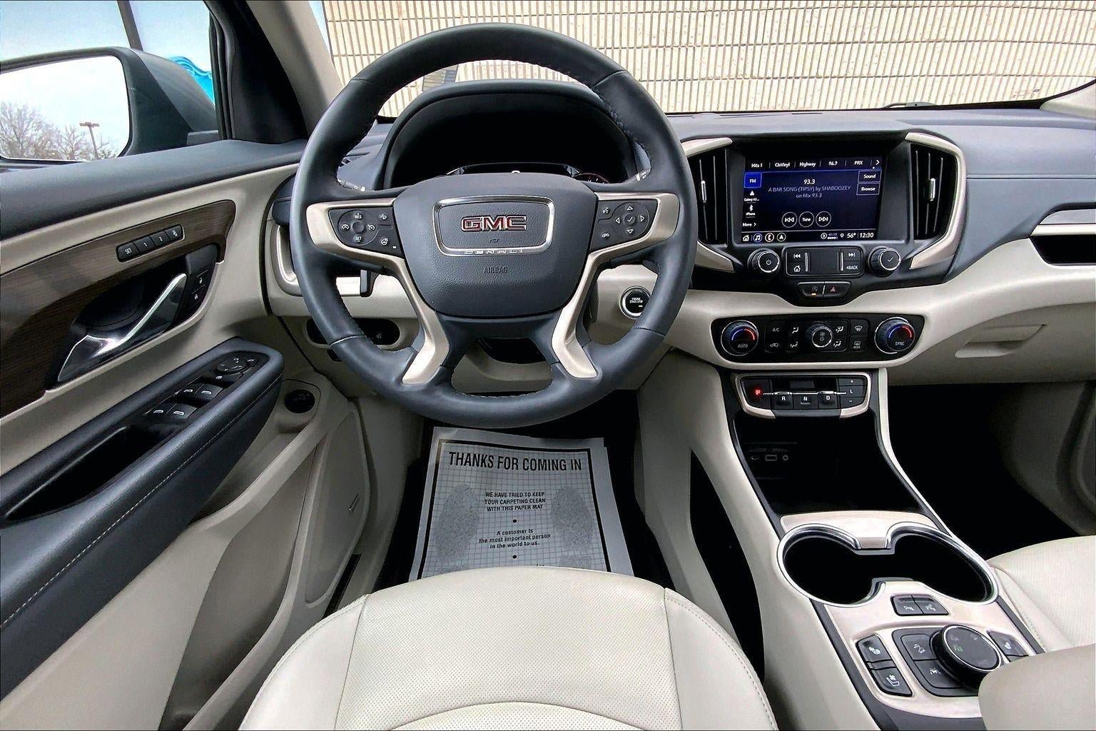 Used 2024 GMC Terrain Denali w/ Denali Premium Package AWD/4WD image 5