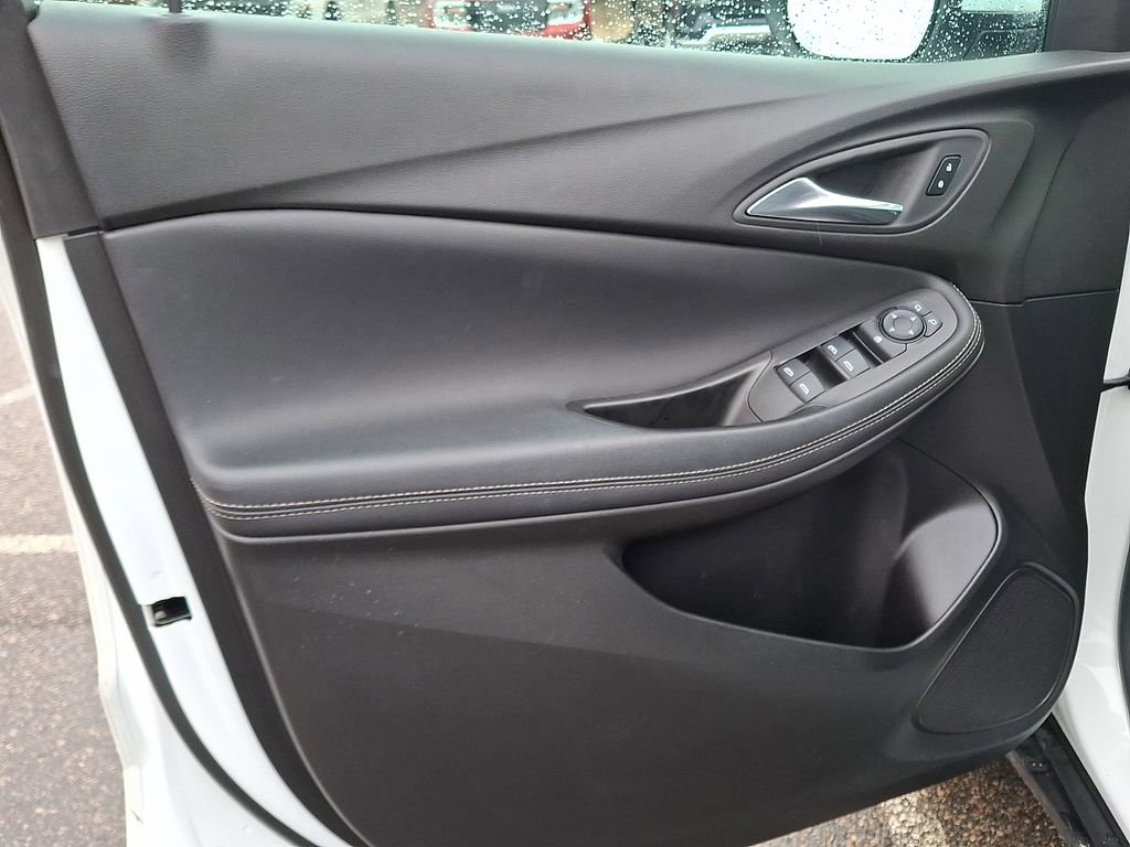 Used 2023 Buick Encore GX Preferred image 17