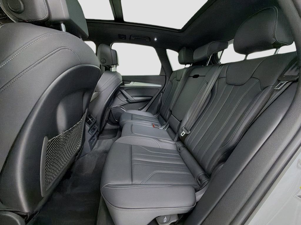 Certified 2025 Audi Q5 2.0T Premium image 24