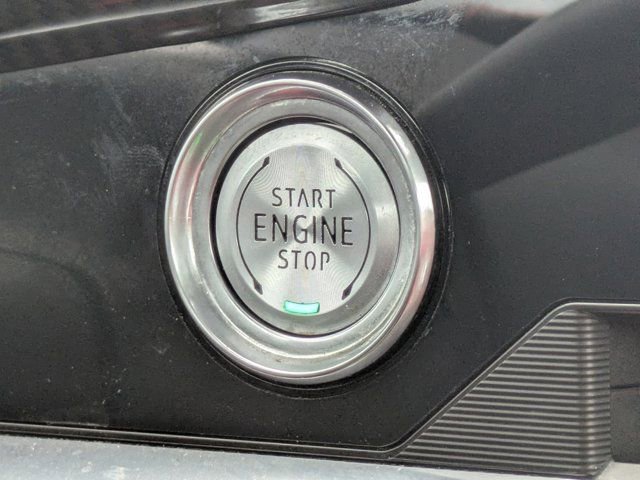 Used 2022 Chevrolet Corvette Stingray Premium Conv w/ Z51 Performance Package image 22