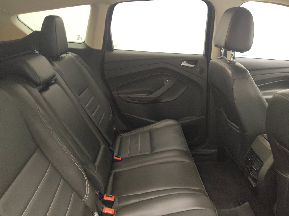 Used 2015 Ford Escape Titanium w/ Equipment Group 301A AWD/4WD image 19
