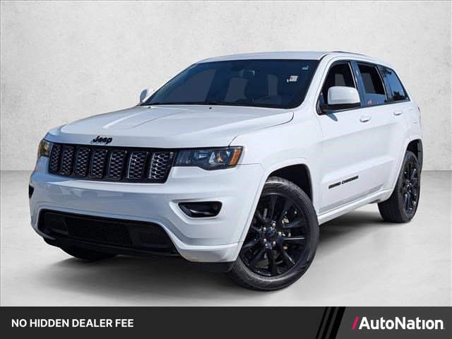 Used 2018 Jeep Grand Cherokee Altitude RWD image 1