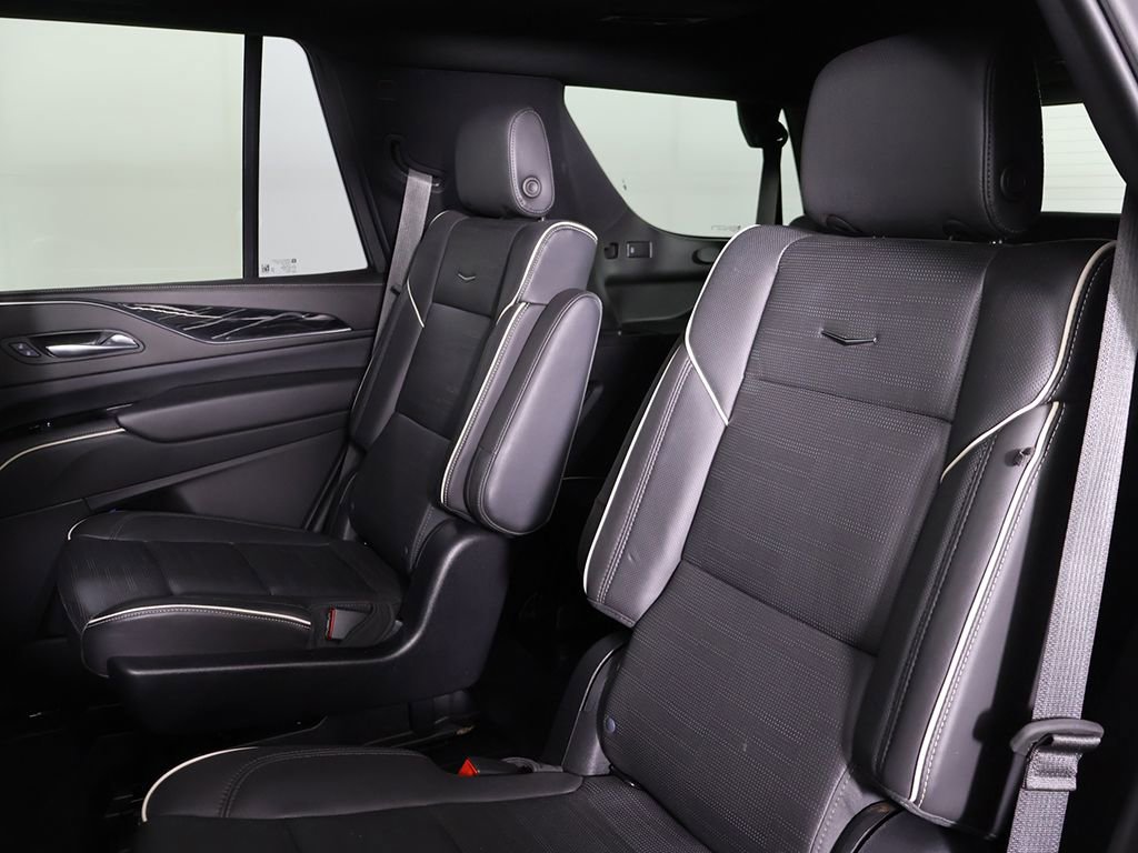 Used 2023 Cadillac Escalade Sport AWD/4WD image 37