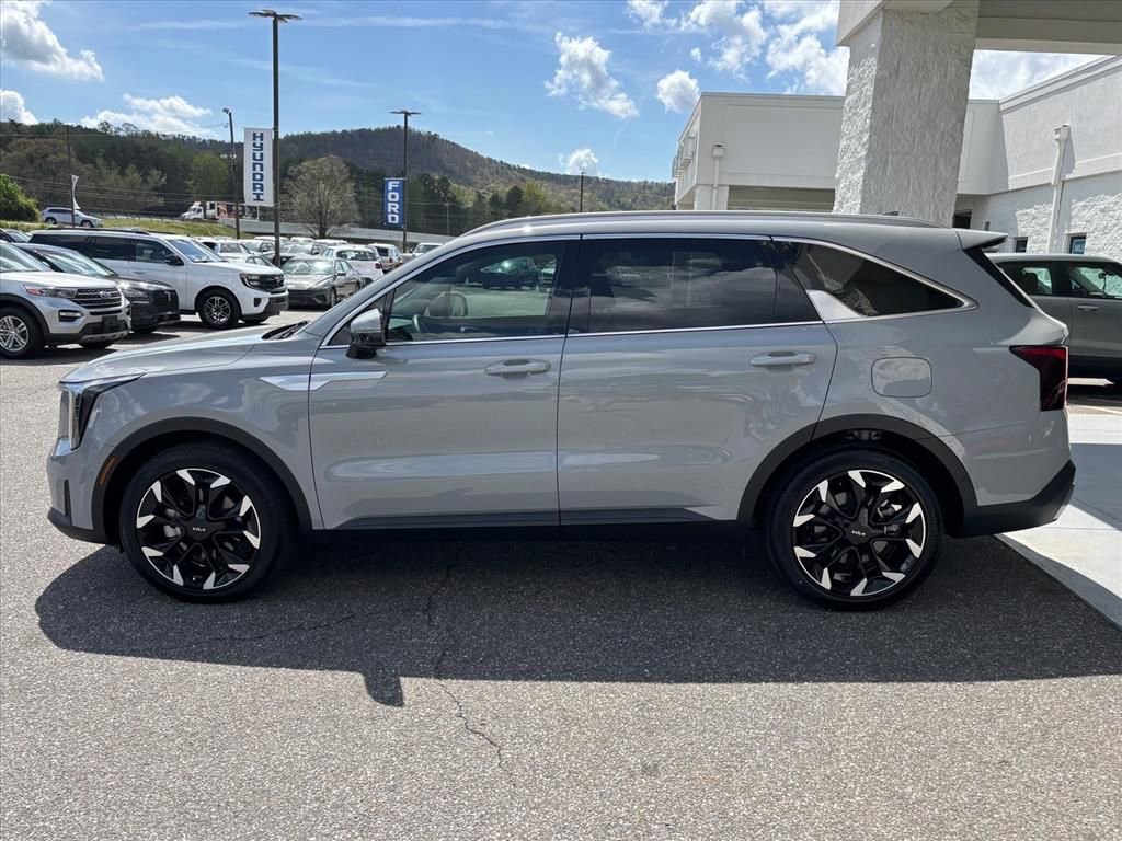 Used 2024 Kia Sorento SX image 24