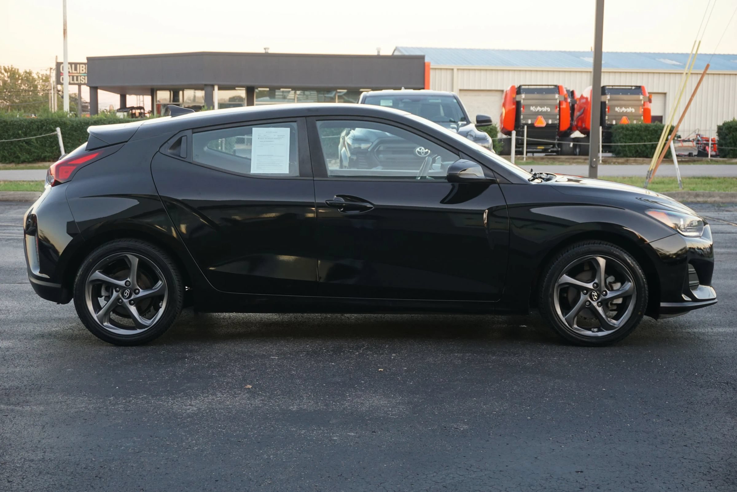 Used 2019 Hyundai Veloster 2.0 FWD image 4