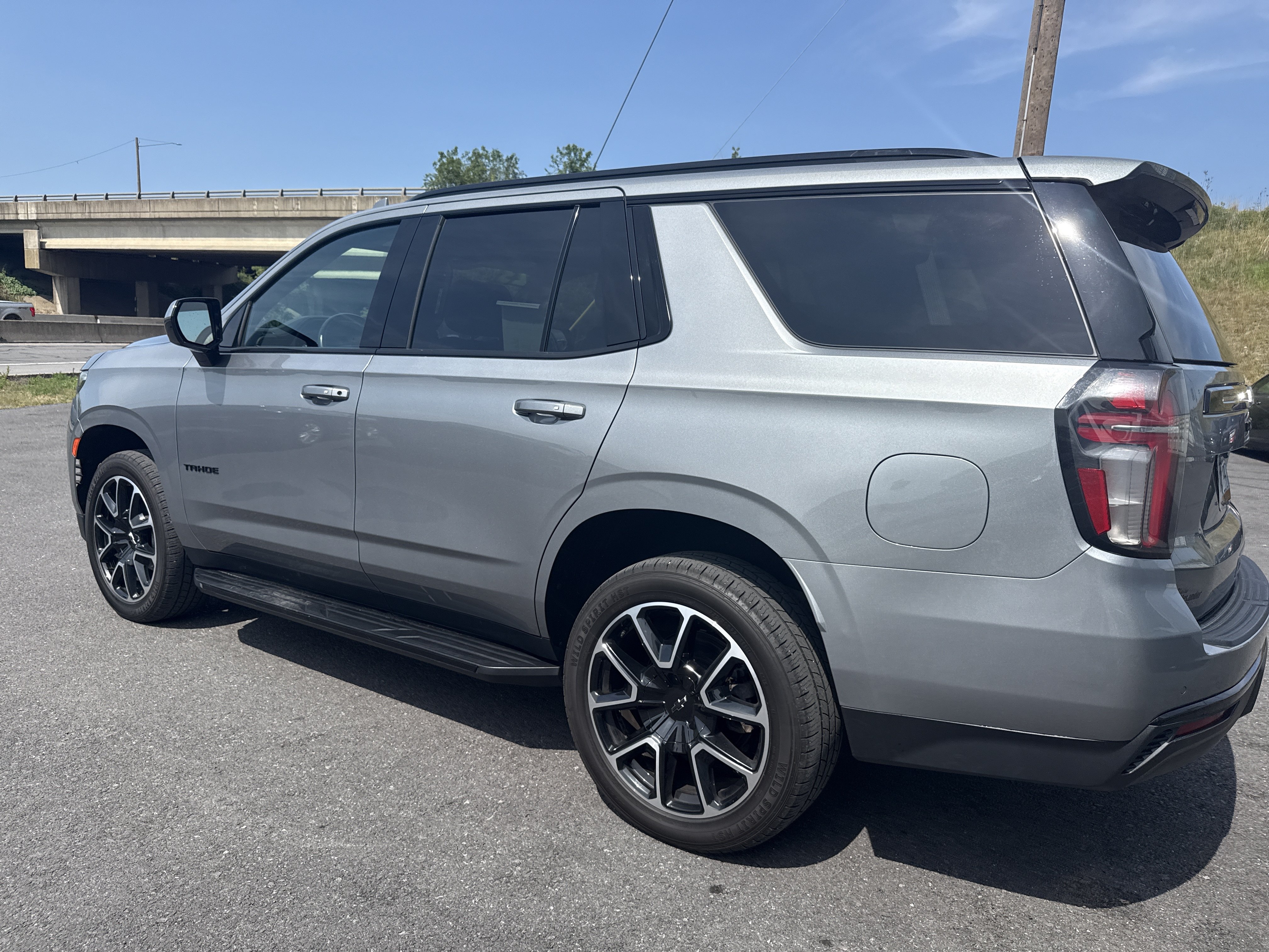 Used 2023 Chevrolet Tahoe RST AWD/4WD image 6