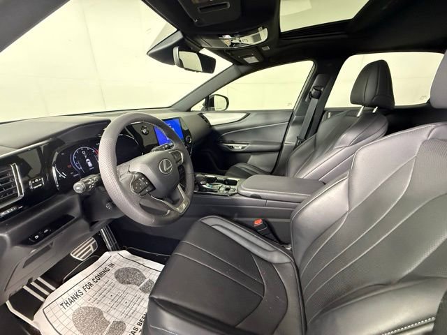 Used 2022 Lexus NX 350 F Sport w/ Towing Package (2000 Lbs) image 5