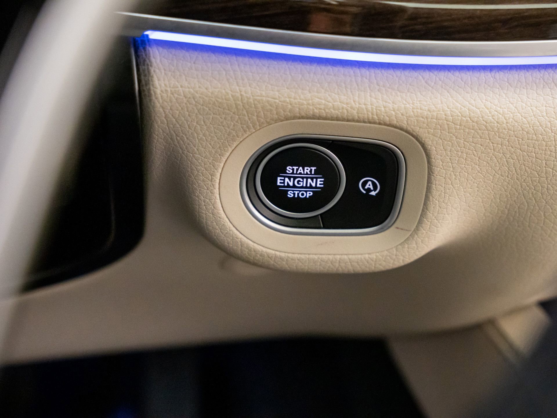 Certified 2024 Mercedes-Benz GLE 450 4MATIC image 25