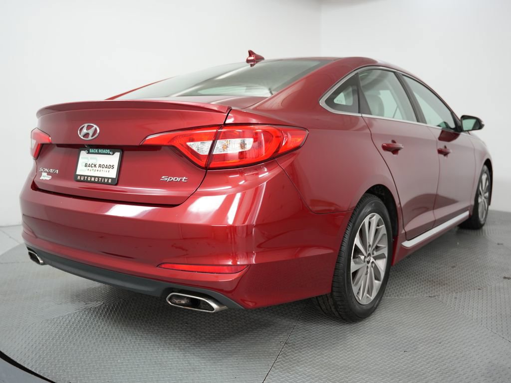 Used 2015 Hyundai Sonata Sport image 9
