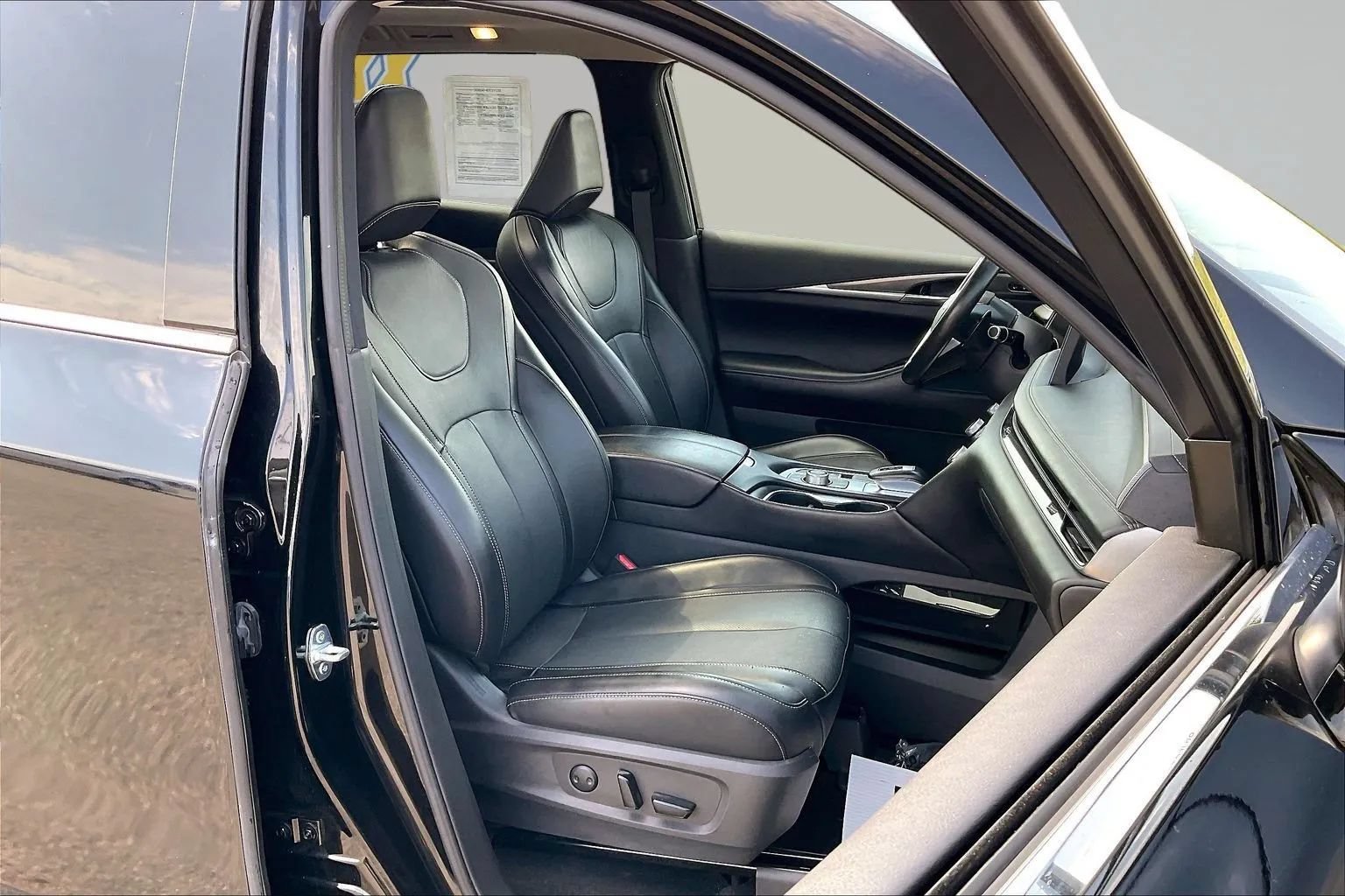 Used 2022 INFINITI QX60 Luxe AWD/4WD image 35