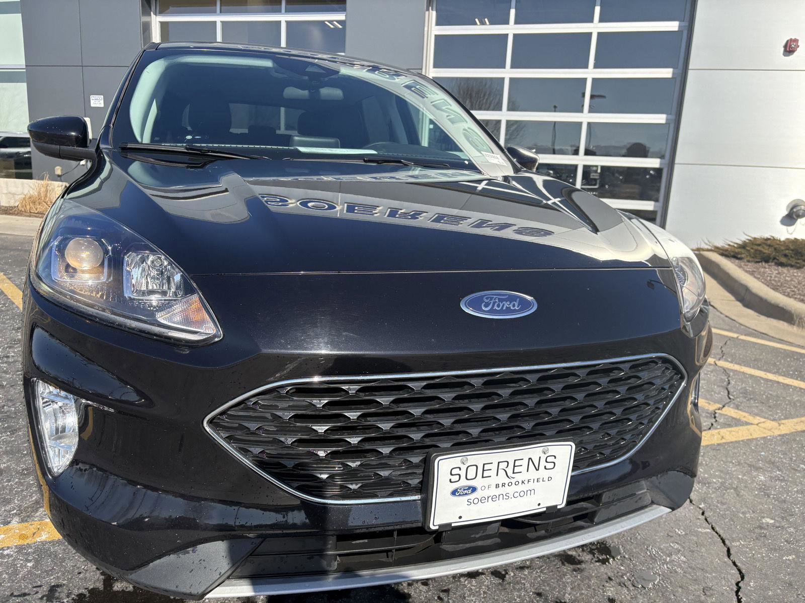 Used 2022 Ford Escape SEL w/ Class II Trailer Tow Package image 23