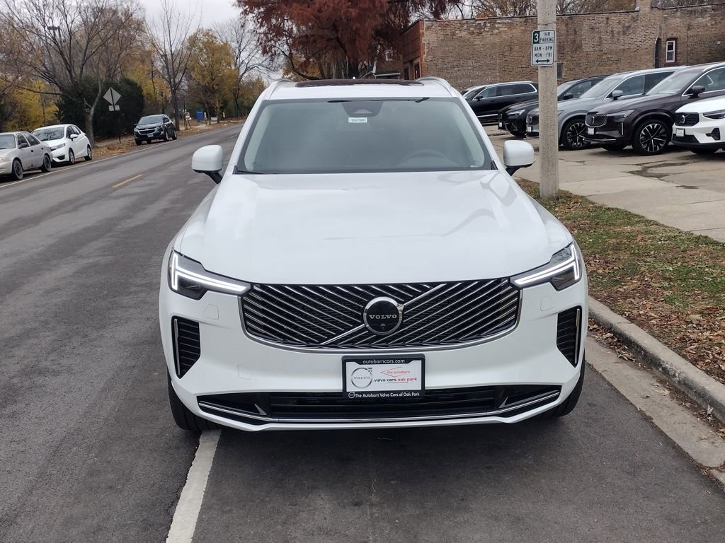 New 2026 Volvo XC90 B6 Plus w/ Protection Package image 4